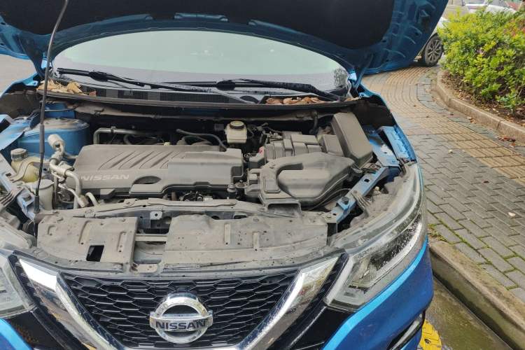 Used Nissan Qashqai 2019 2.0L CVT Smart Enjoyment Version Engine Bay Left