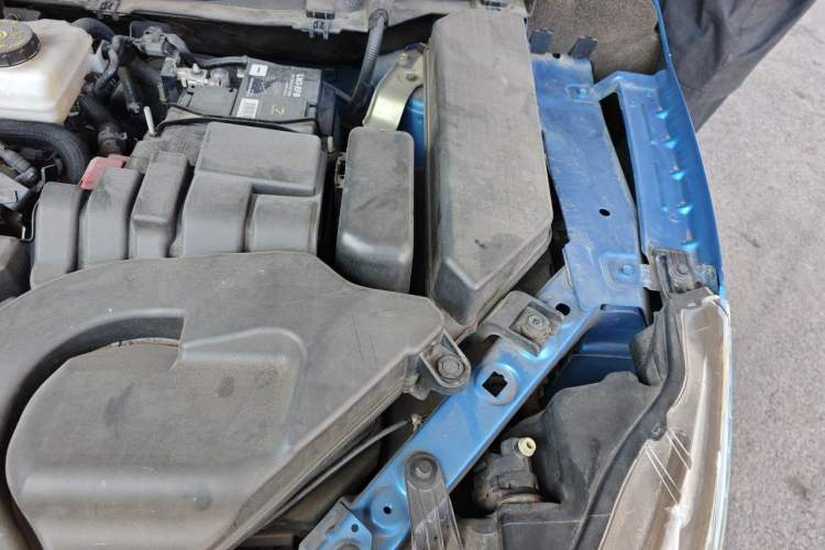 Used Nissan Qashqai 2019 2.0L CVT Luxury Edition Engine Bay Left