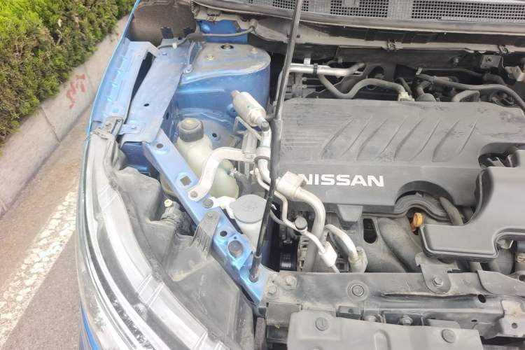 Used Nissan Qashqai 2019 2.0L CVT Smart Enjoyment Version Engine Bay Right