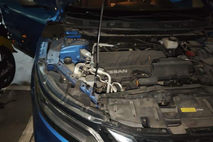 Used Nissan Qashqai 2019 2.0L CVT Flagship Edition Engine Bay Right