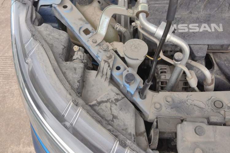Used Nissan Qashqai 2019 2.0L CVT Luxury Edition Engine Bay Right