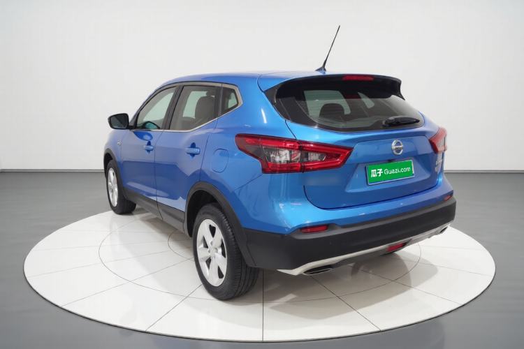 Used Nissan Qashqai 2019 2.0L CVT Smart Enjoyment Version Exterior 2