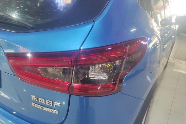 Used Nissan Qashqai 2019 2.0L CVT Smart Enjoyment Version Exterior 3