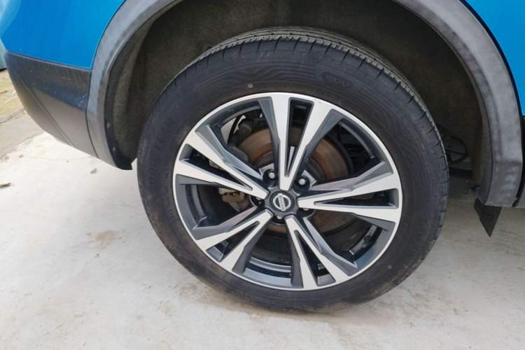 Used Nissan Qashqai 2019 2.0L CVT Luxury Edition Exterior 5