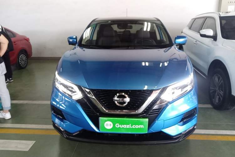 Used Nissan Qashqai 2019 2.0L CVT Luxury Edition Front
