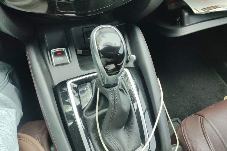 Used Nissan Qashqai 2019 2.0L CVT Smart Enjoyment Version Gear Lever