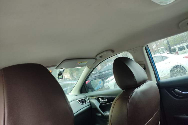 Used Nissan Qashqai 2019 2.0L CVT Smart Enjoyment Version Headliner