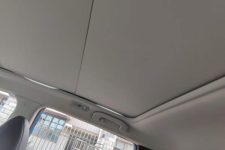 Used Nissan Qashqai 2019 2.0L CVT Luxury Edition Headliner