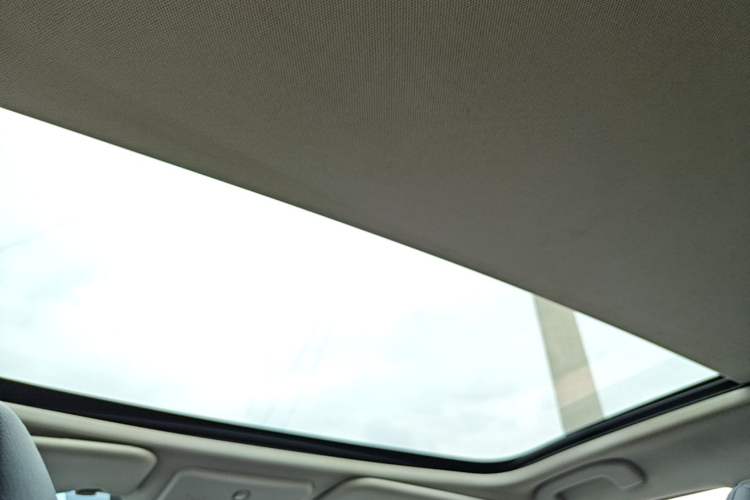 Used Nissan Qashqai 2019 2.0L CVT Luxury Edition Headliner