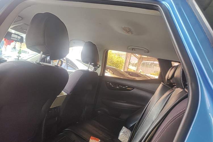 Used Nissan Qashqai 2019 2.0L CVT Smart Enjoyment Version Headliner