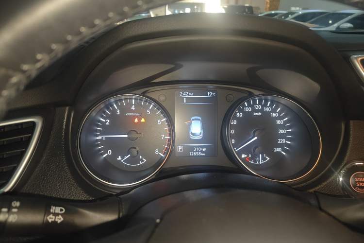Used Nissan Qashqai 2019 2.0L CVT Luxury Edition Instrument Cluster