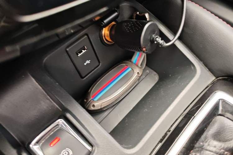 Used Nissan Qashqai 2019 2.0L CVT Luxury Edition Interior 1