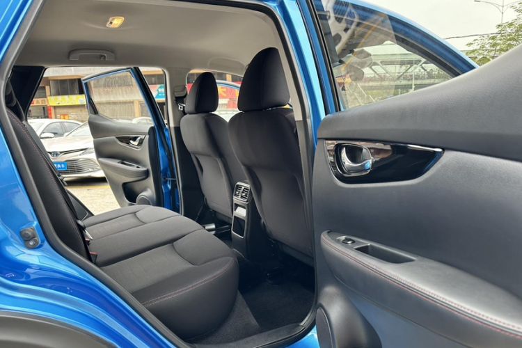 Used Nissan Qashqai 2019 2.0L CVT Smart Enjoyment Version Interior 2