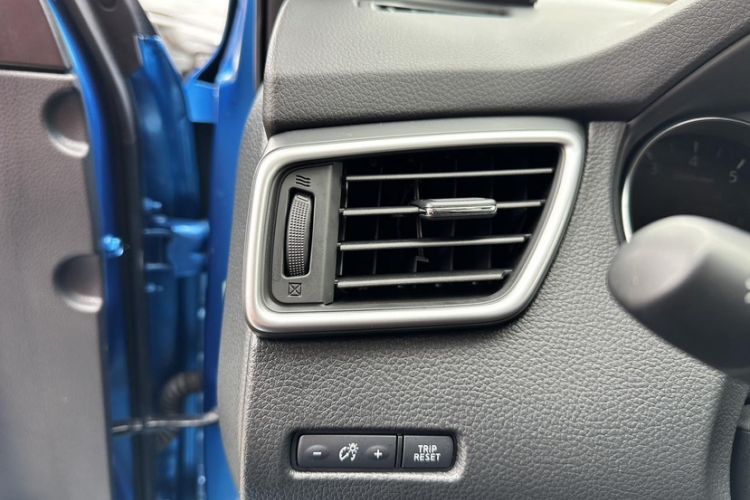 Used Nissan Qashqai 2019 2.0L CVT Smart Enjoyment Version Interior 6