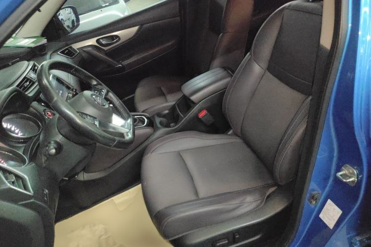 Used Nissan Qashqai 2019 2.0L CVT Luxury Edition Left Front Seat