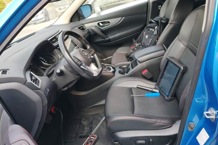 Used Nissan Qashqai 2019 2.0L CVT Luxury Edition Left Front Seat