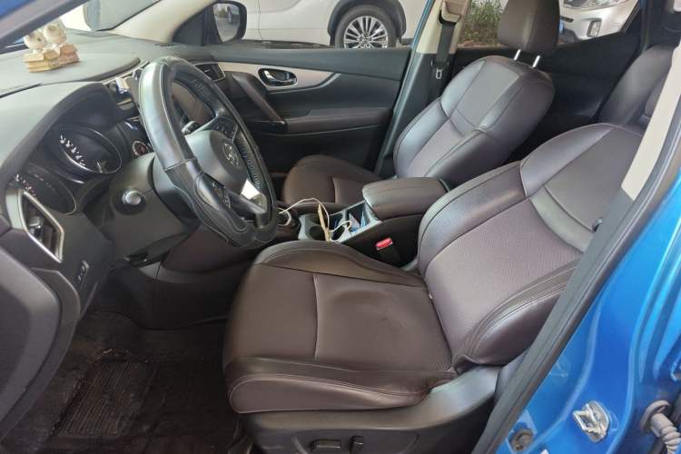 Used Nissan Qashqai 2019 2.0L CVT Luxury Edition Left Front Seat