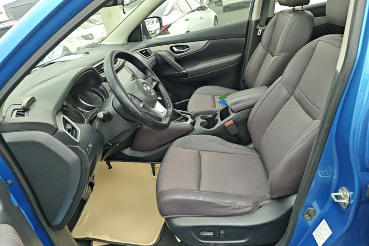 Used Nissan Qashqai 2019 2.0L CVT Luxury Edition Left Front Seat