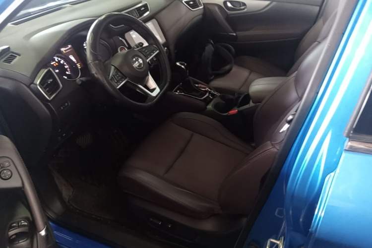 Used Nissan Qashqai 2019 2.0L CVT Luxury Edition Left Front Seat