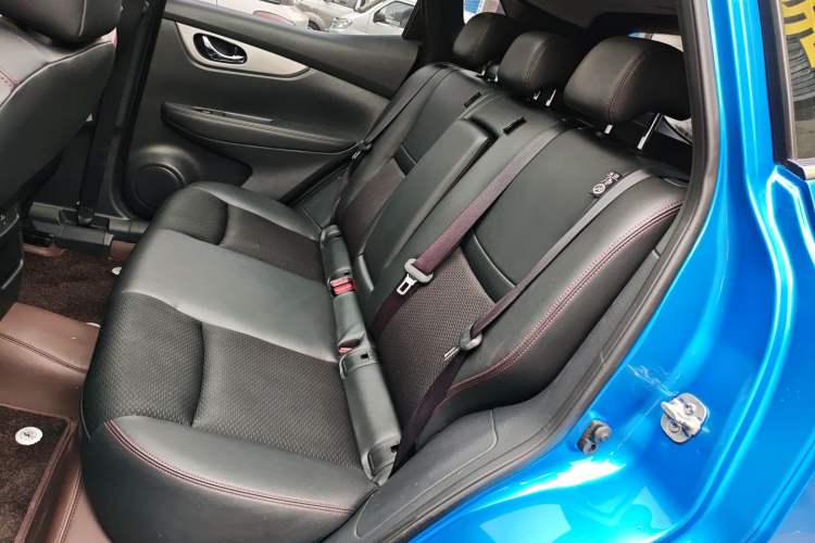 Used Nissan Qashqai 2019 2.0L CVT Luxury Edition Left Rear Seat