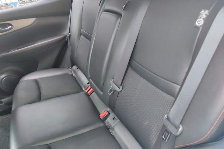 Used Nissan Qashqai 2019 2.0L CVT Luxury Edition Left Rear Seat