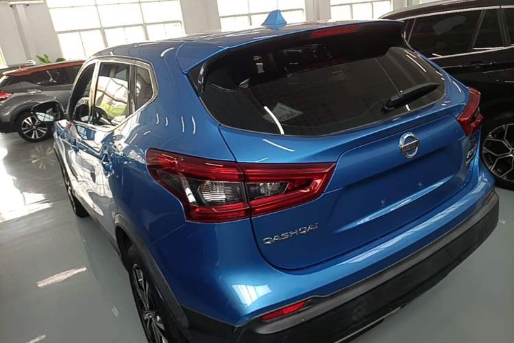 Used Nissan Qashqai 2019 2.0L CVT Luxury Edition Rear Left 45 Deg
