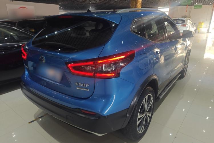 Used Nissan Qashqai 2019 2.0L CVT Luxury Edition Rear Right 45 Deg