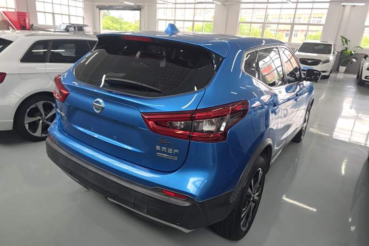 Used Nissan Qashqai 2019 2.0L CVT Luxury Edition Rear Right 45 Deg