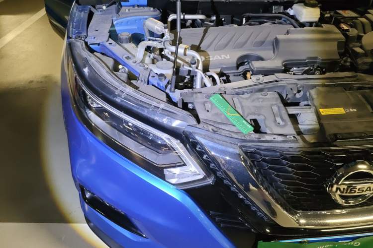 Used Nissan Qashqai 2019 2.0L CVT Luxury Edition Right Front Headlight