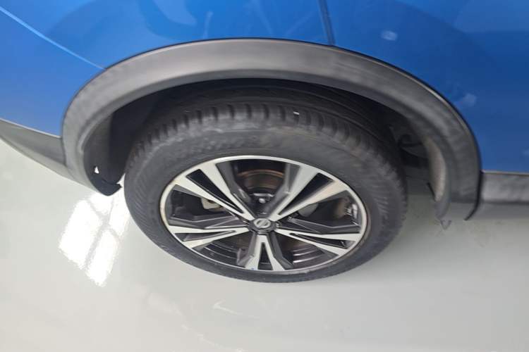 Used Nissan Qashqai 2019 2.0L CVT Luxury Edition Right Rear Wheel Hub