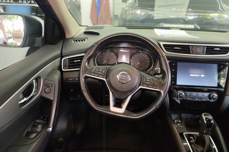 Used Nissan Qashqai 2019 2.0L CVT Luxury Edition Steering Wheel
