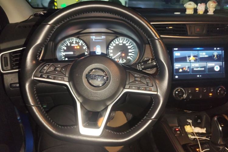 Used Nissan Qashqai 2019 2.0L CVT Luxury Edition Steering Wheel