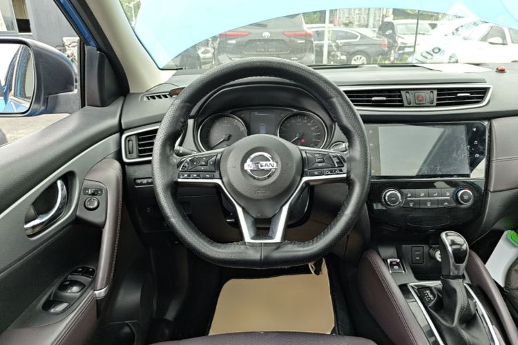 Used Nissan Qashqai 2019 2.0L CVT Luxury Edition Steering Wheel