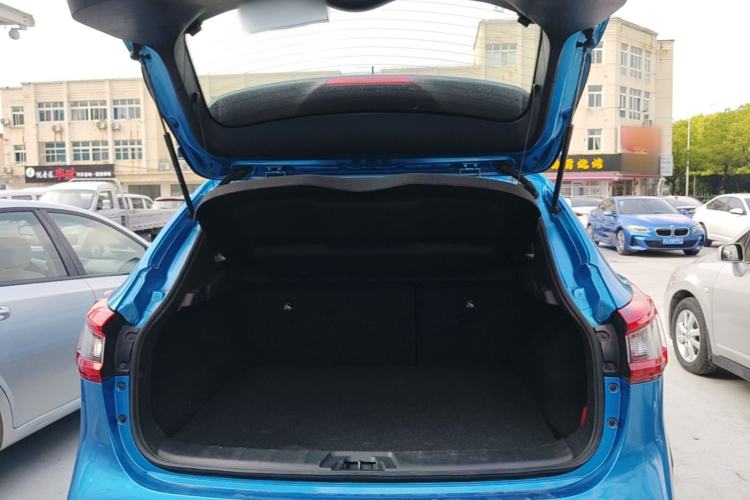 Used Nissan Qashqai 2019 2.0L CVT Luxury Edition Trunk