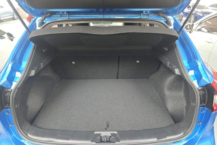 Used Nissan Qashqai 2019 2.0L CVT Luxury Edition Trunk