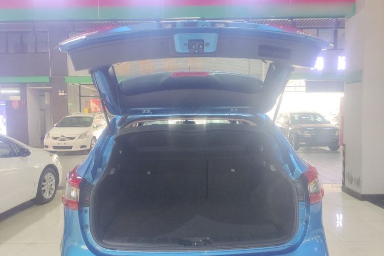 Used Nissan Qashqai 2019 2.0L CVT Smart Enjoyment Version Trunk
