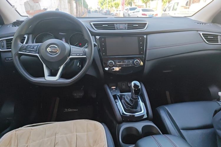 Used Nissan Qashqai 2019 2.0L CVT Smart Enjoyment Version Center Console