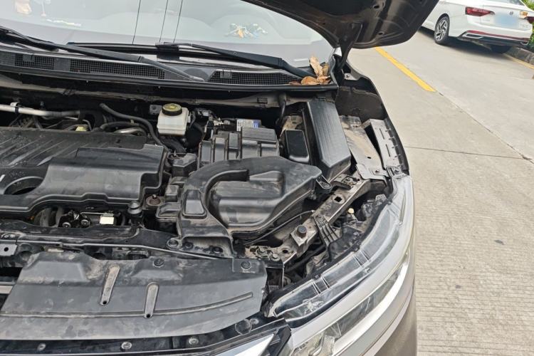 Used Nissan Qashqai 2019 2.0L CVT Smart Enjoyment Version Engine Bay Left