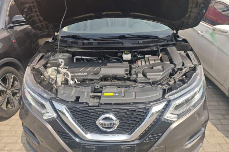 Used Nissan Qashqai 2019 2.0L CVT Luxury Edition Engine Bay
