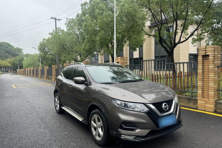 Used Nissan Qashqai 2019 2.0L CVT Smart Enjoyment Version Exterior 2