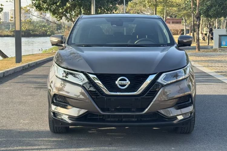 Used Nissan Qashqai 2019 2.0L CVT Luxury Edition Exterior 2