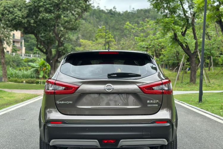 Used Nissan Qashqai 2019 2.0L CVT Smart Enjoyment Version Exterior 5