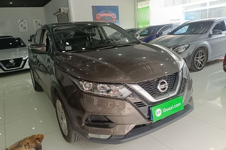Used Nissan Qashqai 2019 2.0L CVT Smart Enjoyment Version Front Right 45 Deg