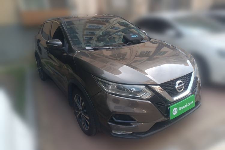 Used Nissan Qashqai 2019 2.0L CVT Luxury Edition Front Right 45 Deg