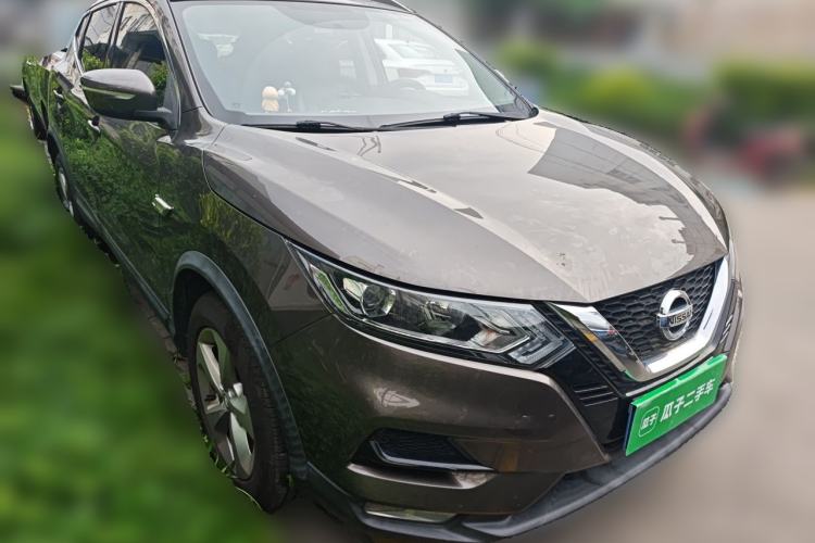 Used Nissan Qashqai 2019 2.0L CVT Smart Enjoyment Version Front Right 45 Deg