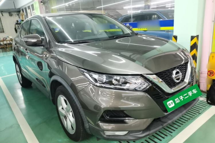 Used Nissan Qashqai 2019 2.0L CVT Smart Enjoyment Version Front Right 45 Deg