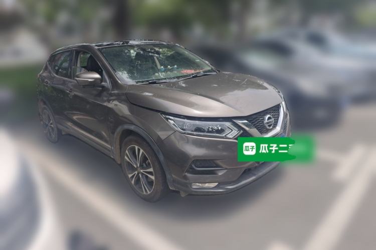 Used Nissan Qashqai 2019 2.0L CVT Luxury Edition Front Right 45 Deg
