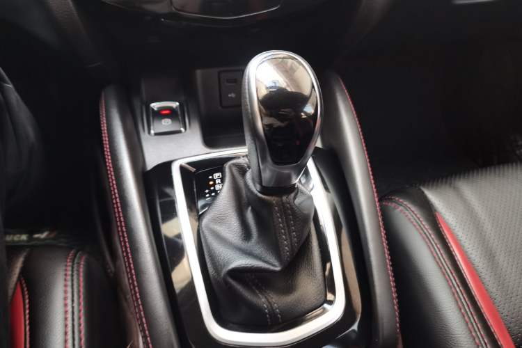 Used Nissan Qashqai 2019 2.0L CVT Smart Enjoyment Version Gear Lever