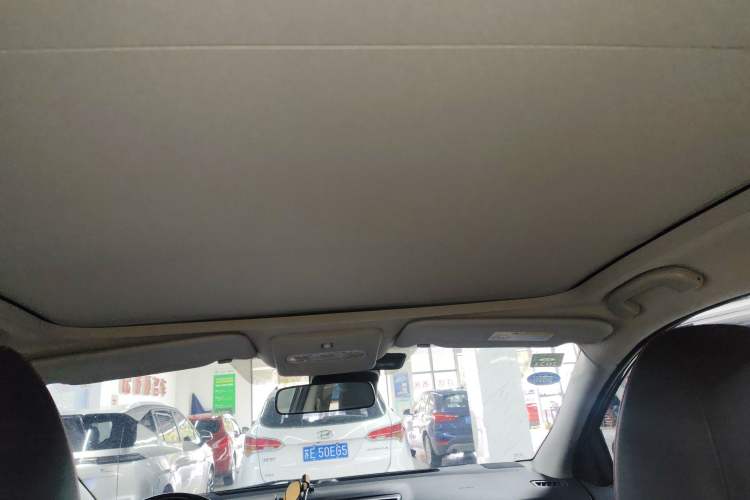 Used Nissan Qashqai 2019 2.0L CVT Luxury Edition Headliner