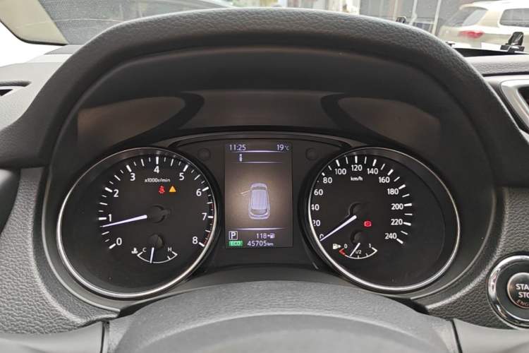 Used Nissan Qashqai 2019 2.0L CVT Luxury Edition Instrument Cluster